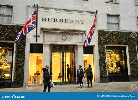 burberry outlet london england|burberry factory shop london.